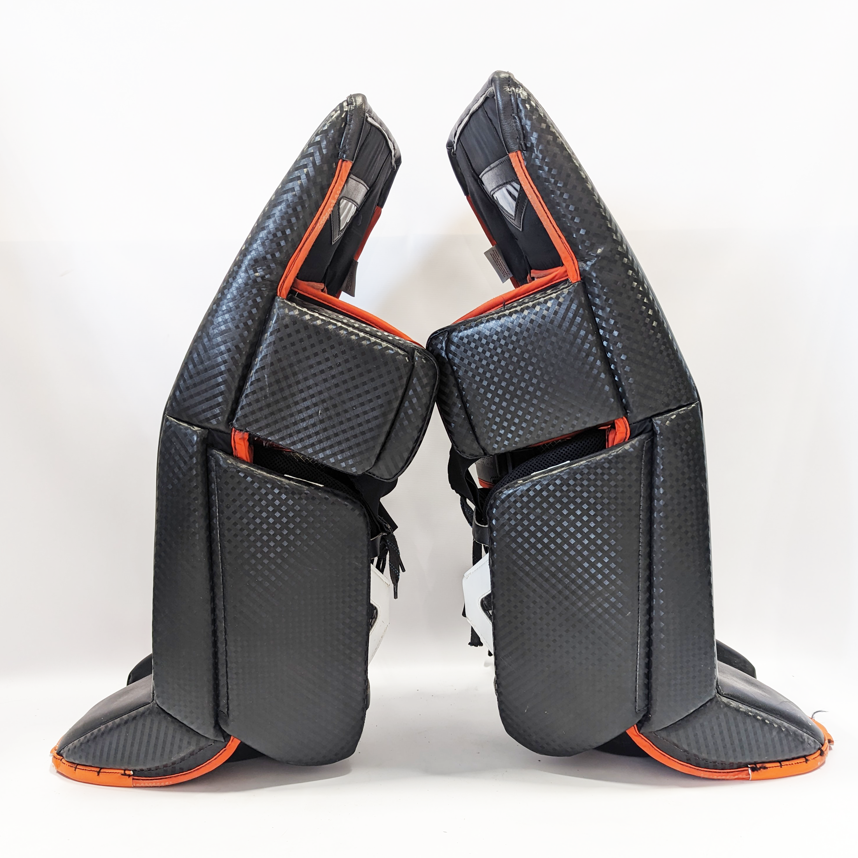 Vaughn Ventus SLR - Jambières de gardien NCCA Pro Stock d'occasion (noir/orange/blanc)